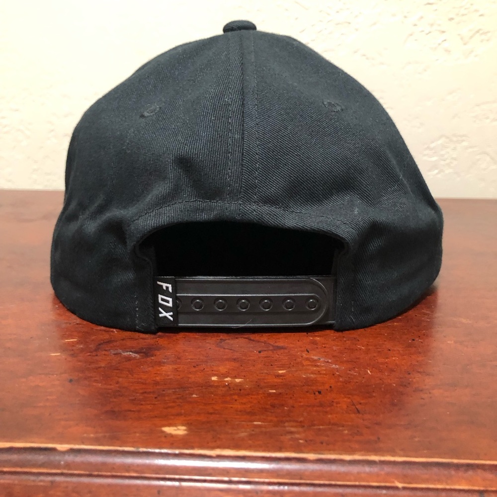 Fox Racing Black Cap with Logo Patch - Picture 4 of 6